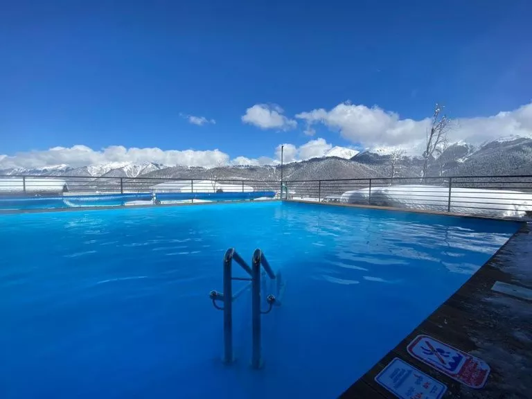 Спецпредложение Скидка 20% на номера + бассейн в подарок в Отеле 28 на горнолыжном курорте Роза Хутор
